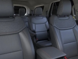 Ford Explorer Active w/200A Pkg RWD 2026