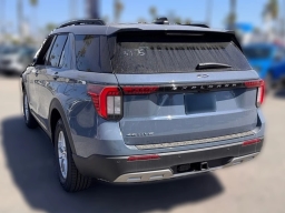 Ford Explorer Active w/200A Pkg RWD 2026