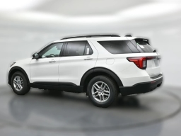 Ford Explorer Active w/200A Pkg RWD 2026