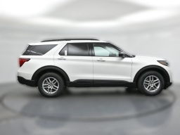 Ford Explorer Active w/200A Pkg RWD 2026