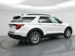 Ford Explorer Active w/200A Pkg RWD 2026
