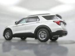 Ford Explorer Active w/200A Pkg RWD 2026