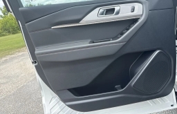 Ford Explorer Active w/200A Pkg RWD 2026