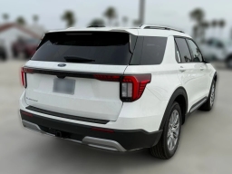 Ford Explorer Platinum RWD 2026