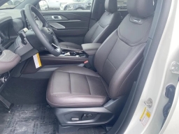 Ford Explorer Platinum RWD 2026
