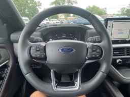 Ford Explorer Platinum RWD 2026