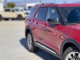 Ford Explorer Platinum RWD 2026