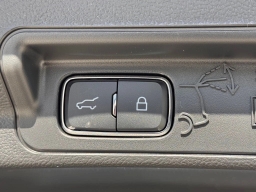 Ford Explorer Platinum RWD 2026