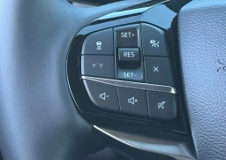 Ford Explorer Platinum RWD 2026