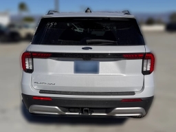 Ford Explorer Platinum RWD 2026