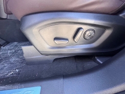Ford Explorer Platinum RWD 2026