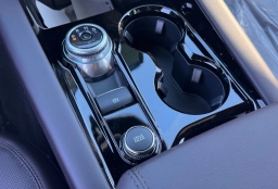 Ford Explorer Platinum RWD 2026