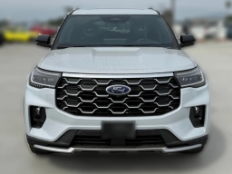 Ford Explorer Platinum RWD 2026