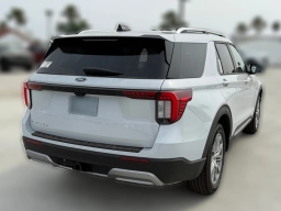 Ford Explorer Platinum RWD 2026