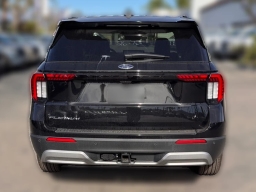Ford Explorer Platinum RWD 2026
