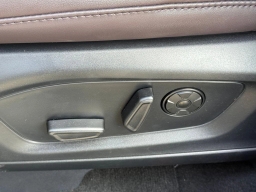 Ford Explorer Platinum RWD 2026