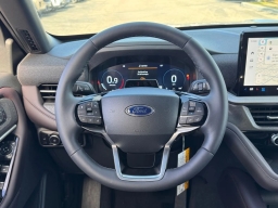 Ford Explorer Platinum RWD 2026