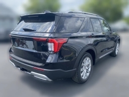 Ford Explorer Platinum RWD 2026