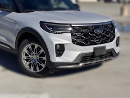 Ford Explorer Platinum RWD 2026