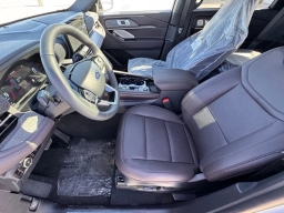 Ford Explorer Platinum RWD 2026