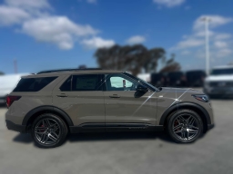 Ford Explorer ST-Line RWD 2026