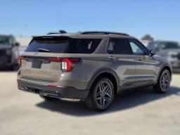 Ford Explorer ST-Line RWD 2026
