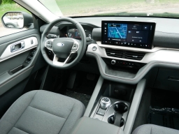 Ford Explorer Active w/200A Pkg 4WD 2026