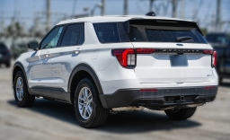 Ford Explorer Active w/100A Pkg 4WD 2026