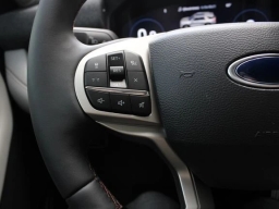 Ford Explorer Active w/200A Pkg 4WD 2026