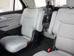 Ford Explorer Active w/200A Pkg 4WD 2026