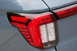 Ford Explorer Active w/200A Pkg 4WD 2026
