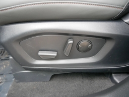 Ford Explorer Active w/200A Pkg 4WD 2026