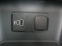Ford Explorer Active w/200A Pkg 4WD 2026