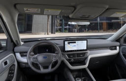 Ford Explorer Active 4WD 2026