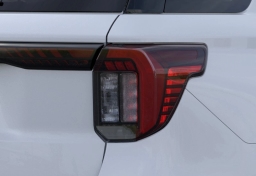 Ford Explorer Active w/100A Pkg 4WD 2026