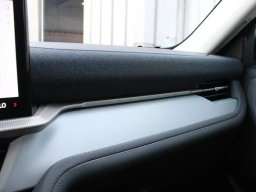 Ford Explorer Active w/200A Pkg 4WD 2026