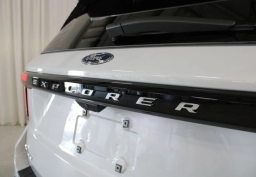 Ford Explorer Active w/200A Pkg 4WD 2026