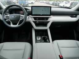 Ford Explorer Active w/200A Pkg 4WD 2026