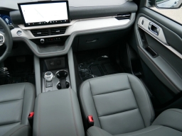 Ford Explorer Active w/200A Pkg 4WD 2026