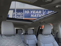 Ford Explorer Platinum 4WD 2026