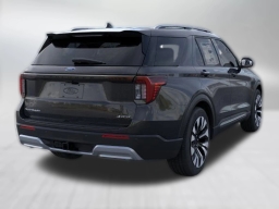 Ford Explorer Platinum 4WD 2026