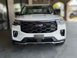 Ford Explorer Platinum 4WD 2026