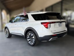 Ford Explorer Platinum 4WD 2026
