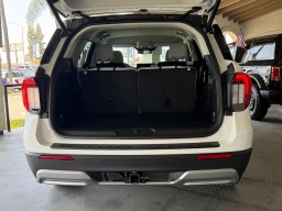 Ford Explorer Platinum 4WD 2026
