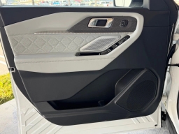 Ford Explorer Platinum 4WD 2026