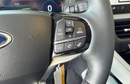 Ford Explorer Platinum 4WD 2026