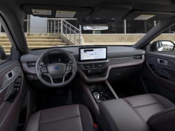 Ford Explorer Platinum 4WD 2026