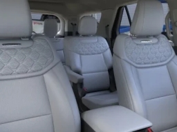 Ford Explorer Platinum 4WD 2026