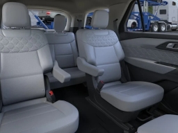 Ford Explorer Platinum 4WD 2026