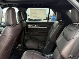Ford Explorer Platinum 4WD 2026